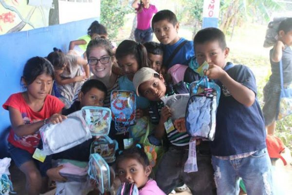 Servicio Social | Academia Interamericana de Panamá